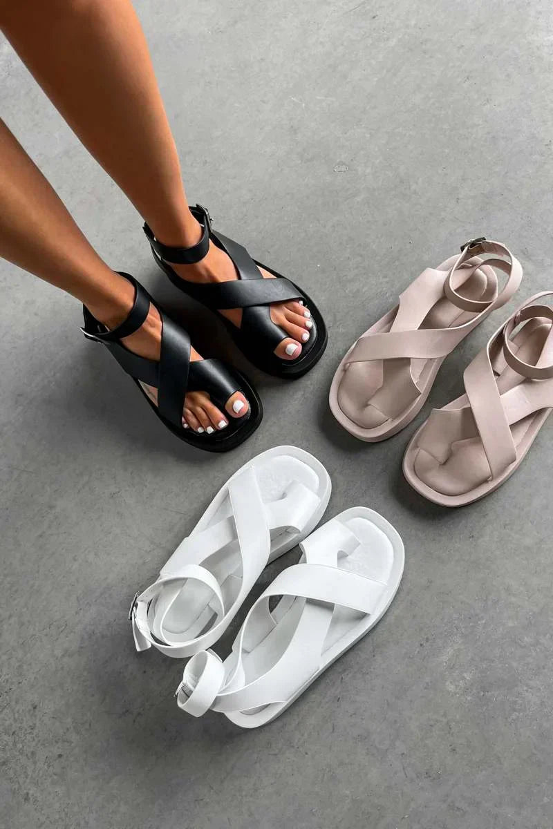 Petra Elegante & Casual Sandalen