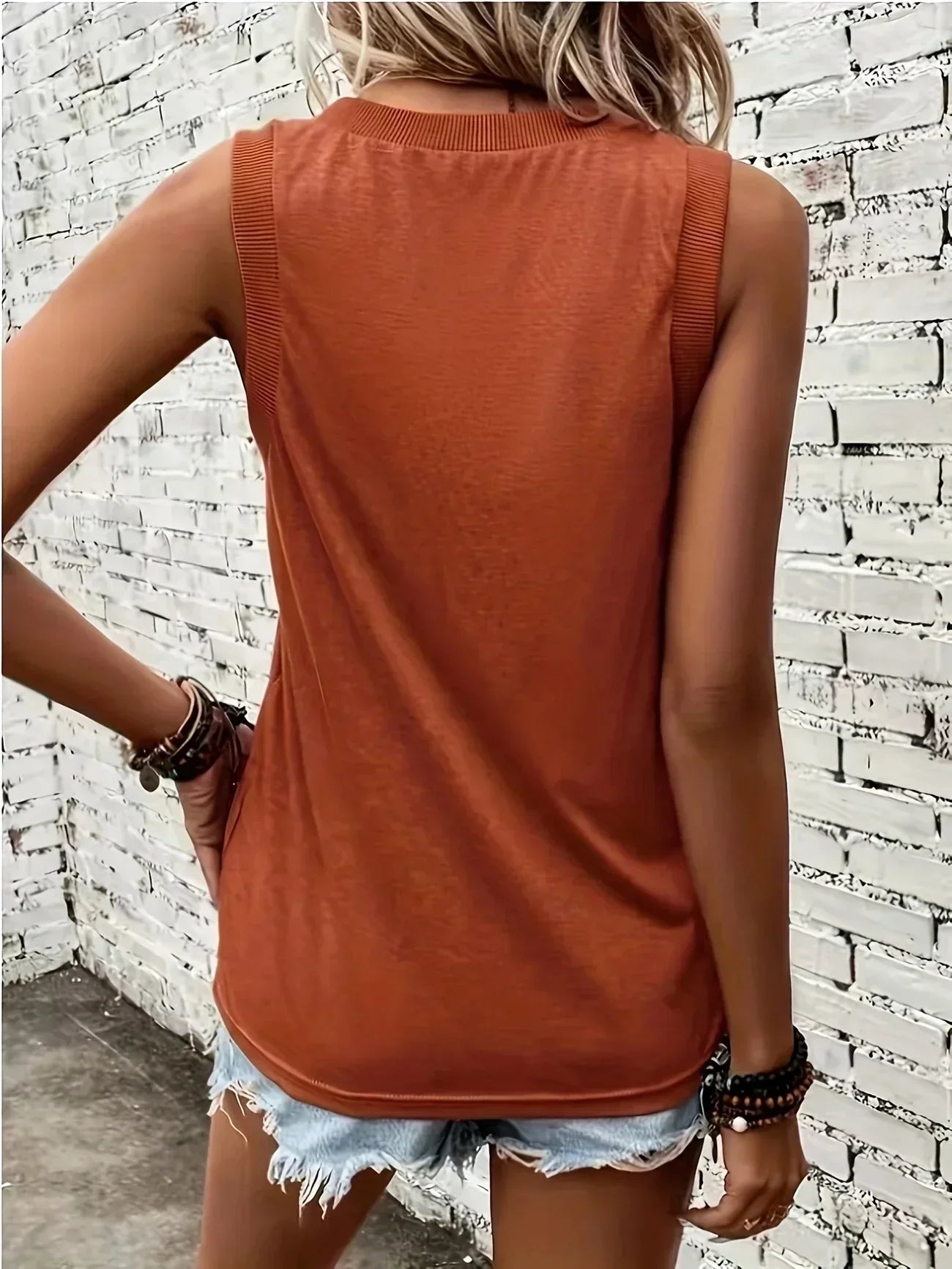 Assila V-hals Top