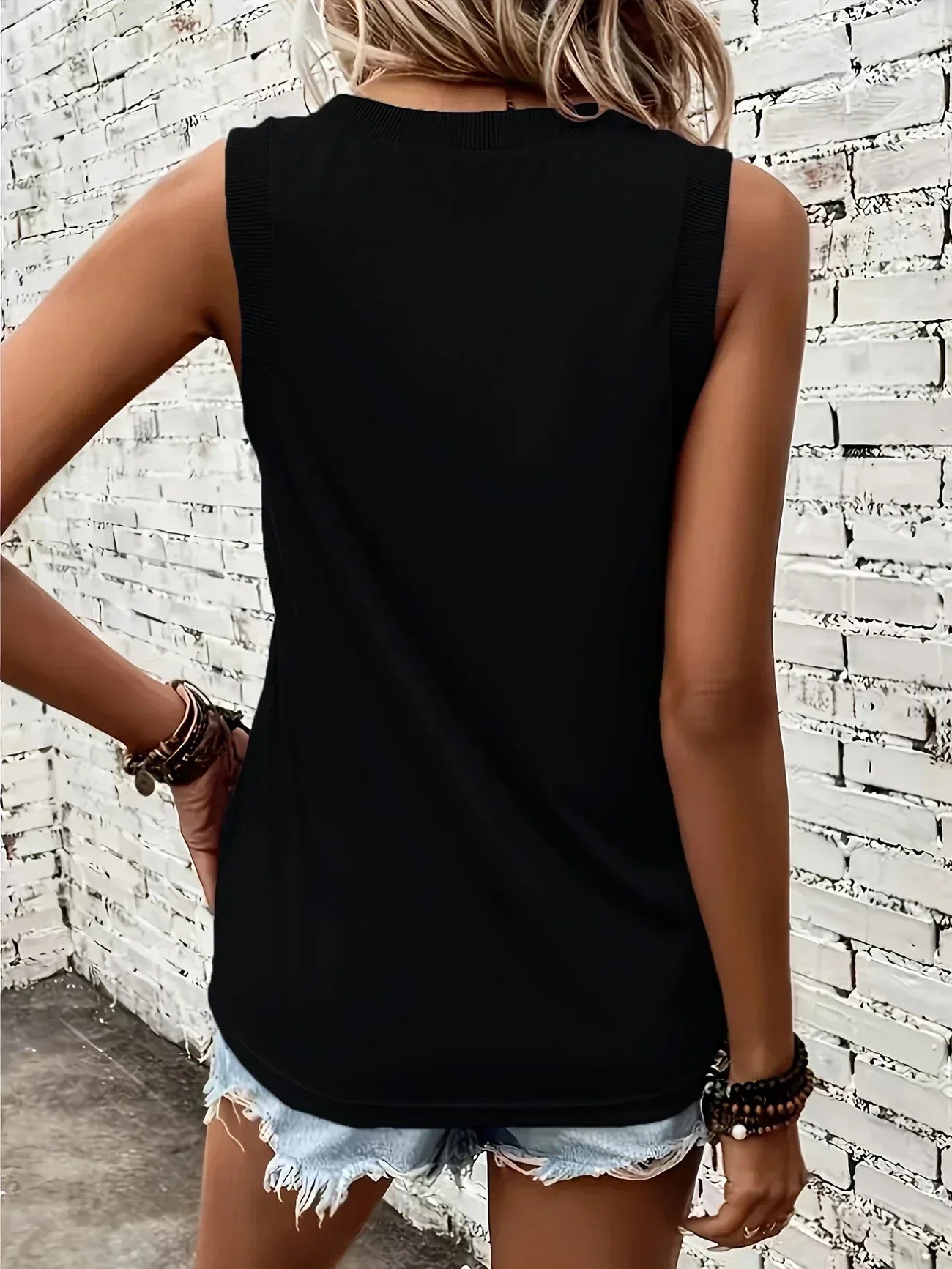 Assila V-hals Top