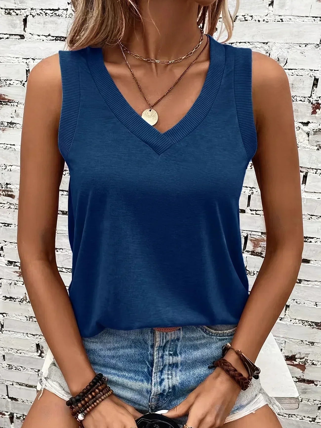 Assila V-hals Top